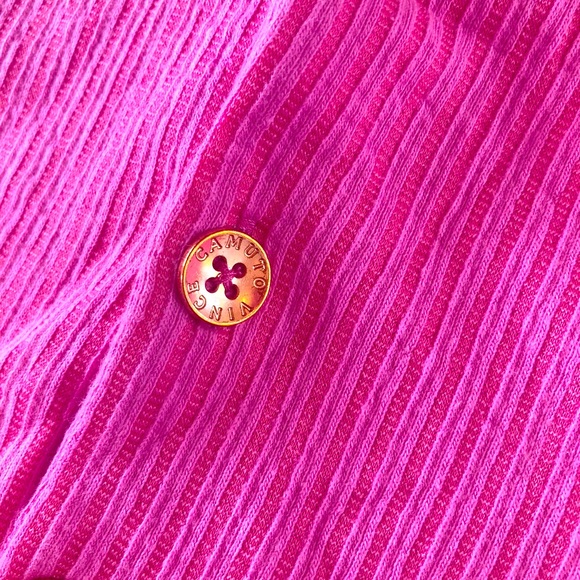Vince Camuto poly stripe texture fuchsia blouse. Logo buttons. Girls size 12 - Picture 3 of 6